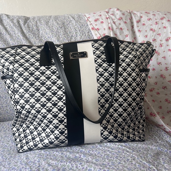 kate spade Handbags - Kate Spade Black and Cream Patterned Tote